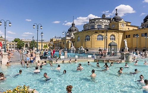 Szechenyi Thermal Baths in Budapest wins prestigious award